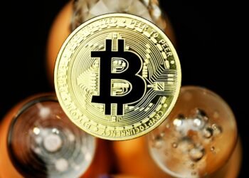 Bitcoin Outshines Wall Street Amid April Sell-Off Slide Bitcoin Outshines Wall Street Amid April Sell-Off Slide