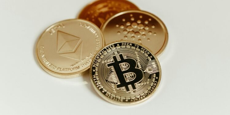 Analyst’s 0K Bitcoin Forecast Follows Familiar Script Analyst’s 0K Bitcoin Forecast Follows Familiar Script