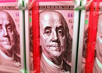 Trillion-Dollar Bank Paying 0,000,000 Fine After ‘Conspiring To Hide’ ,000,000,000 From IRS Trillion-Dollar Bank Paying 0,000,000 Fine After ‘Conspiring To Hide’ ,000,000,000 From IRS