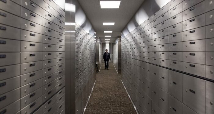 Stablecoins are bank deposits Stablecoins are bank deposits