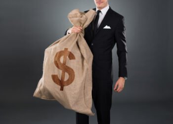 Crypto Trader Dumps XRP Holdings For Ethereum, Explains Why