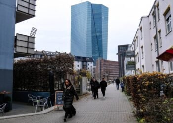 Brussels set to disregard ECB warnings over stablecoin rules