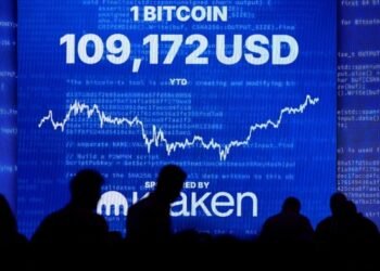 US opens door to retirement savers purchasing crypto tokens