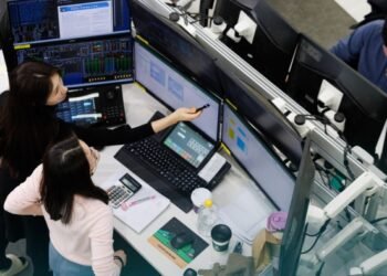 South Korea lifts 14-year ban on ‘kimchi bonds’ after dollar-backed stablecoins frenzy South Korea lifts 14-year ban on ‘kimchi bonds’ after dollar-backed stablecoins frenzy