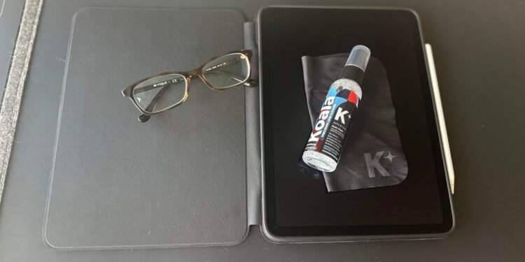 My favorite lens and screen-cleaning kit keeps my tech spotless, and it only costs  My favorite lens and screen-cleaning kit keeps my tech spotless, and it only costs