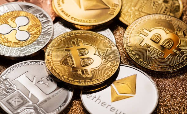 Analyst Shares Where Bitcoin, Ethereum, And XRP Prices Will Be By 2032 Analyst Shares Where Bitcoin, Ethereum, And XRP Prices Will Be By 2032