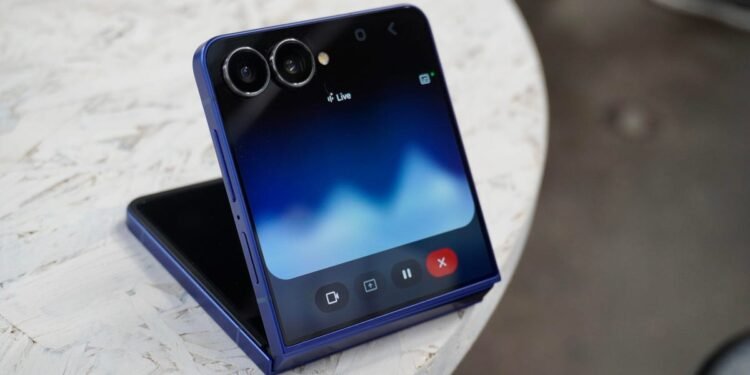 Samsung is giving new Galaxy Z Fold and Flip customers a rare 0 bonus – how to redeem it Samsung is giving new Galaxy Z Fold and Flip customers a rare 0 bonus – how to redeem it