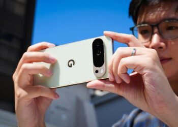 I ran a 100x camera zoom test with the Pixel 10 Pro and Samsung S25 Ultra – and there’s a clear winner I ran a 100x camera zoom test with the Pixel 10 Pro and Samsung S25 Ultra – and there’s a clear winner