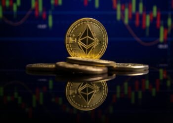Ethereum Mirrors Bitcoin Post ATH Movement, As Market Bears Target 20% Correction Ethereum Mirrors Bitcoin Post ATH Movement, As Market Bears Target 20% Correction