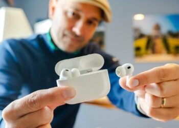 I replaced my AirPods Max with the AirPods Pro 3, and didn’t mind the 0 price gap I replaced my AirPods Max with the AirPods Pro 3, and didn’t mind the 0 price gap