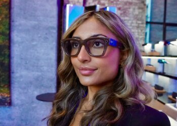 I tried the Meta Ray-Ban Display glasses, and this unreleased feature changes everything I tried the Meta Ray-Ban Display glasses, and this unreleased feature changes everything