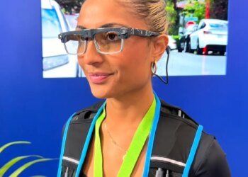 Your Amazon driver may start showing up with smart glasses on – why that’s a good thing Your Amazon driver may start showing up with smart glasses on – why that’s a good thing