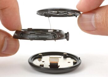 iFixit tears down ‘the most repairable smartwatch’ – and it’s not from Apple iFixit tears down ‘the most repairable smartwatch’ – and it’s not from Apple
