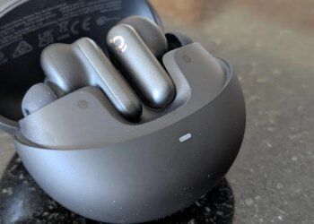 I’ve yet to find a pair of Bluetooth earbuds that nails comfort, audio, and price like this one I’ve yet to find a pair of Bluetooth earbuds that nails comfort, audio, and price like this one