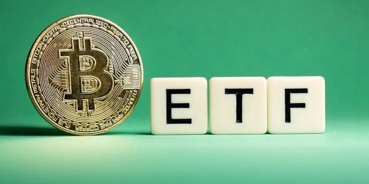 Bitcoin ETFs Weekly Net Outflows Cross Billion Amid 0,000 Price Restest Bitcoin ETFs Weekly Net Outflows Cross Billion Amid 0,000 Price Restest