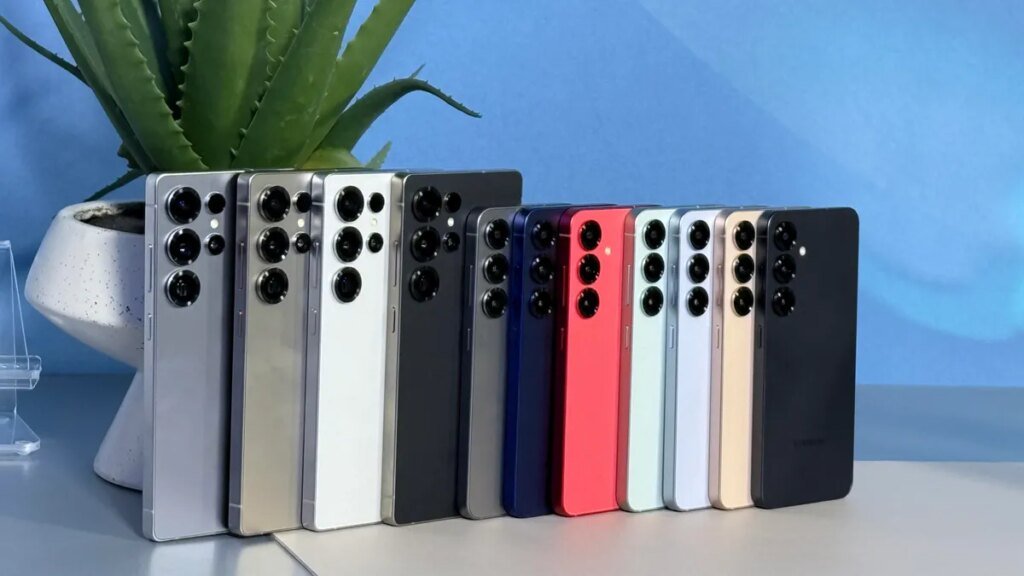 10 most popular phones this year, according to thousands of readers (and no.1 is bananas)