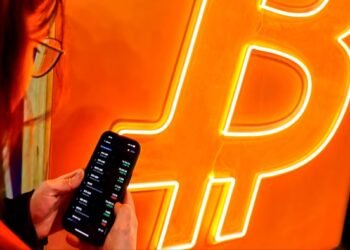 Demand for secure crypto devices soars as hacks hit record