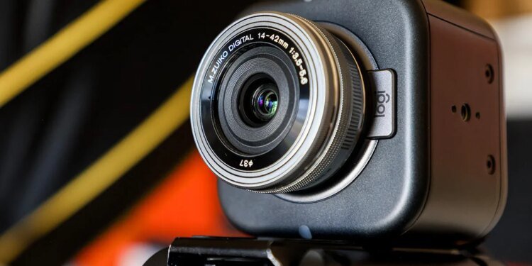 I went live with this 4K Logitech camera, and it gave my ,000 Canon a run for its money