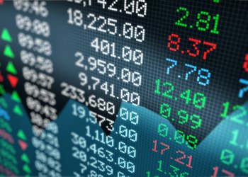 Bitcoin Moves With Tech, Not Precious Metals, Analysts Find