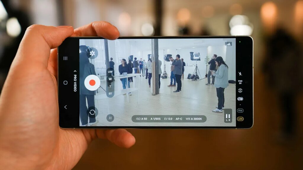 The Galaxy S26 Ultra might be a lifeline for photography beginners like me