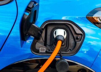 Why your EV’s battery will outlive your phone’s battery – and by how much Why your EV’s battery will outlive your phone’s battery – and by how much
