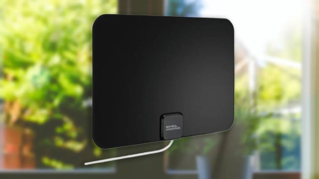 How to watch hundreds of TV channels with this  antenna box (and ditch the streaming services)