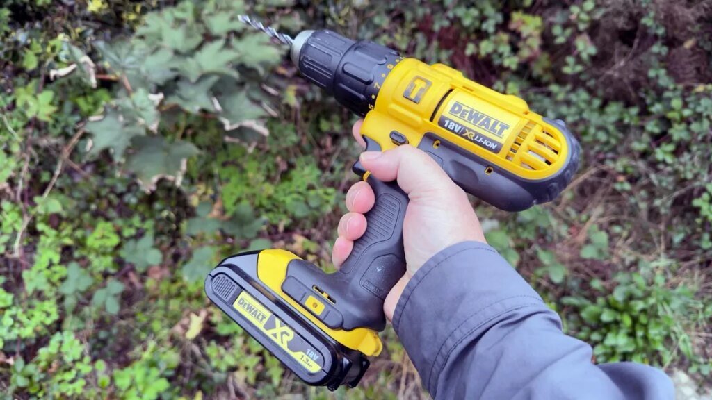 This DeWalt cordless power tool set is nearly 50% off on Amazon – and I can vouch for it This DeWalt cordless power tool set is nearly 50% off on Amazon – and I can vouch for it