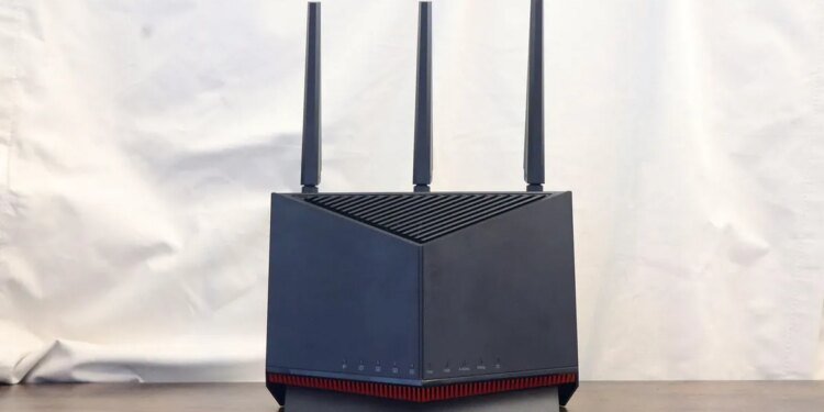 Adjusting my router’s antenna fixed my Wi-Fi problems – here’s the best way to position it