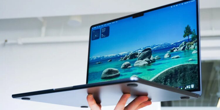 This is the lowest price on an M5 MacBook Air I’ve seen – and it launched a month ago