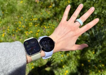 I tracked 3,000 steps on my Apple Watch, Google Pixel, and Oura Ring – this one was most accurate