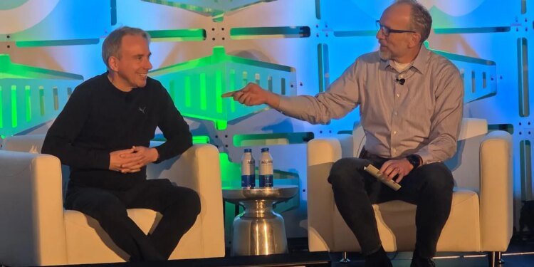 Linus Torvalds admits he has a ‘love-hate relationship with AI’ Linus Torvalds admits he has a ‘love-hate relationship with AI’